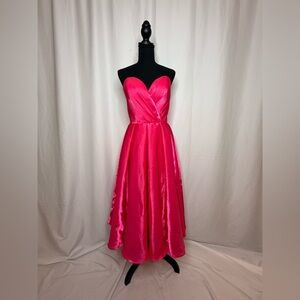 NWT Elegant Pink Strapless Dress